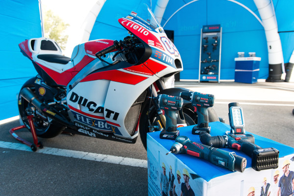 Elektrowerkzeuge von Bosch Professional werden in der MotoGP und der Superbike WM von den Ducati Mechanikern eingesetzt