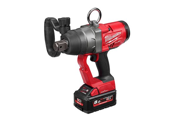 M18 FUEL w/ ONEKEY 1″ High Torque Impact Wrench