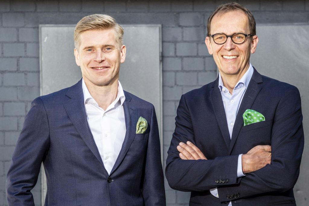 Horst Garbrecht (rechts), der CEO von Metabo und COO von KOKI Holdings Europe, will beruflich neue Wege gehen. Der bisherige Direktor Vertrieb Europa, Henning Jansen, wird zum 1. Juli sein Nachfolger.