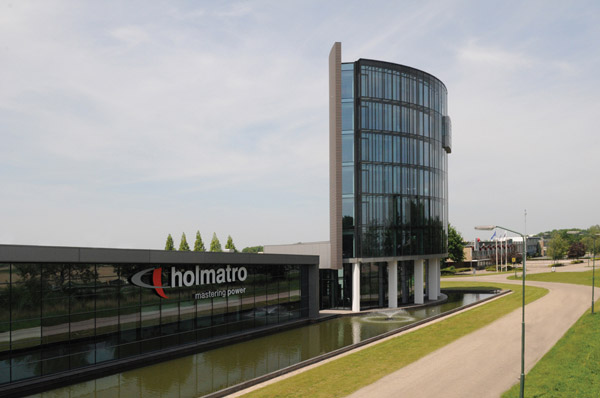 Seit mehr als einem halben Jahrhundert entwickelt und fertigt Holmatro Hydraulikgeräte und Systemlösungen für Rettungs- und Spezialeinsätze sowie Industrieanwendungen. Jetzt schließt sich das niederländische Unternehmen der von Metabo initiierten, markenübergreifenden Akku-Allianz CAS an.