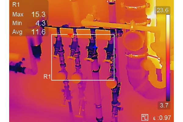 Mit den Wärmebildkameras der M-Serie lassen sich Berichte und Analysen vor Ort in Echtzeit erstellen.